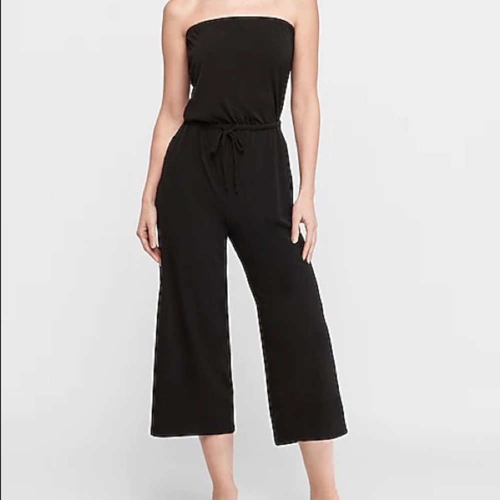 NWT Express Culotte Jumpsuit - Size Small - Black